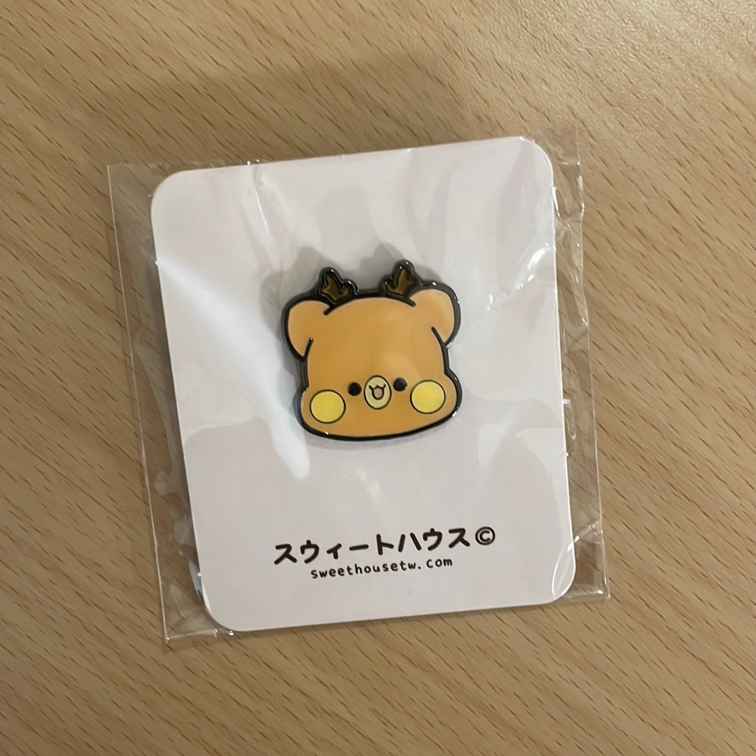 Bug 鹿尼金屬胸章 褪色